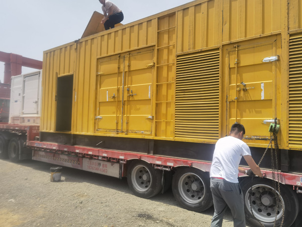 丁青除了负载情况和发动机维护，还有哪些因素会影响 200kw 柴油发电机的油耗？